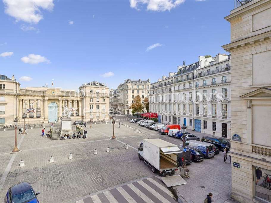 Apartment Paris 7e