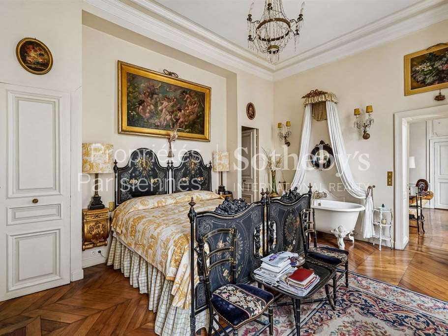 Apartment Paris 7e