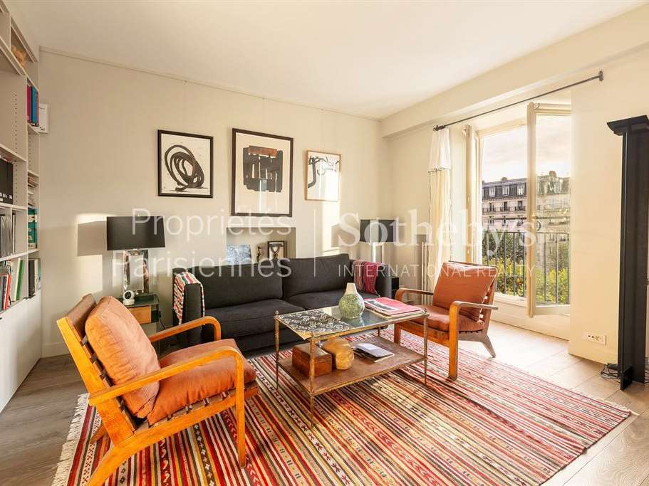 Apartment Paris 7e