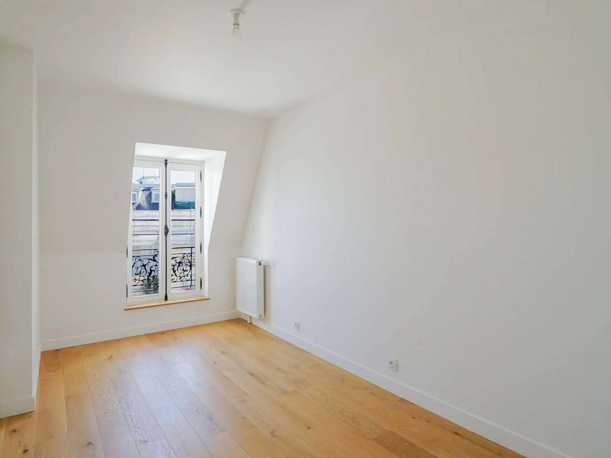 Apartment Paris 7e