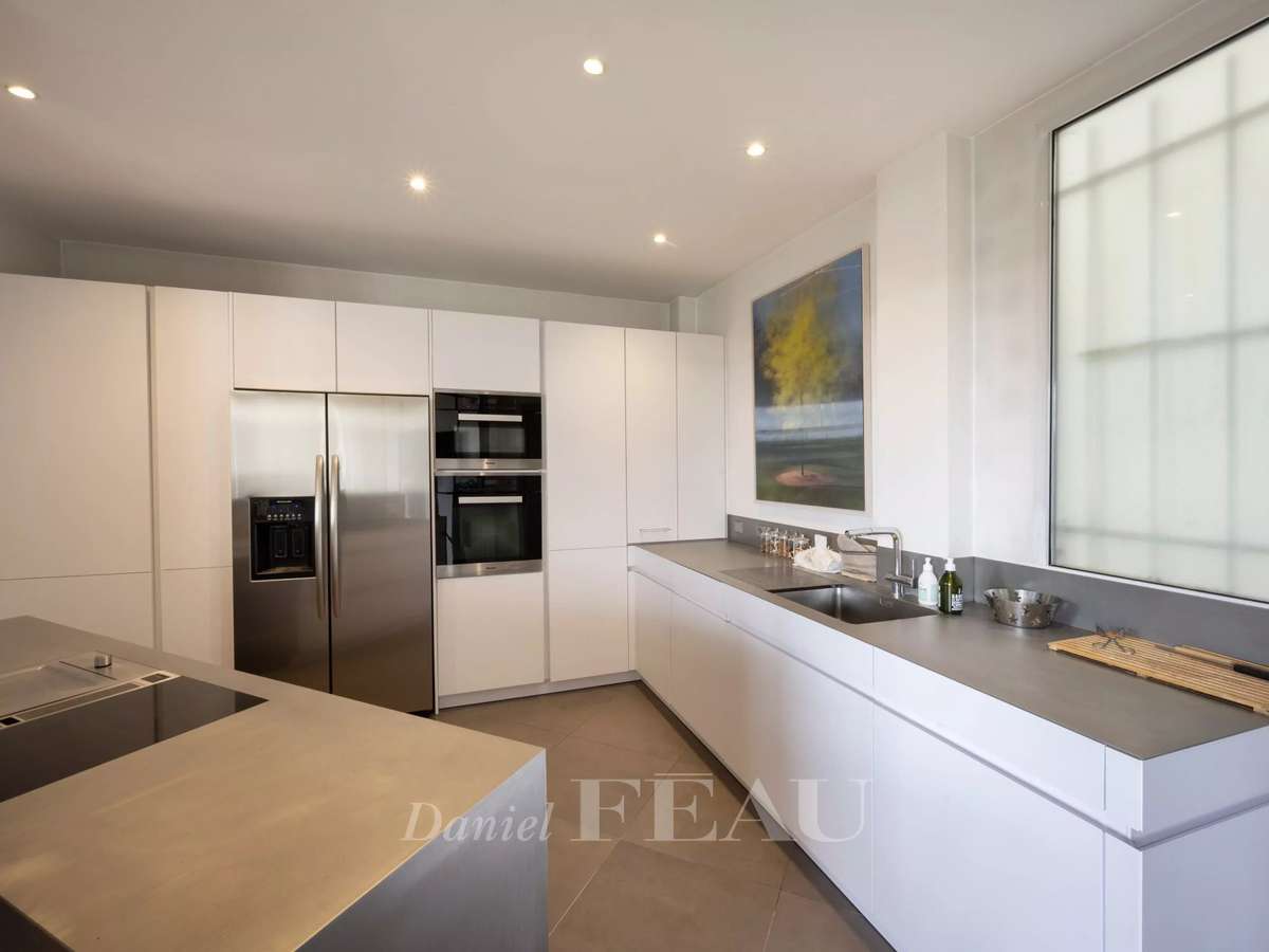 Apartment Paris 7e