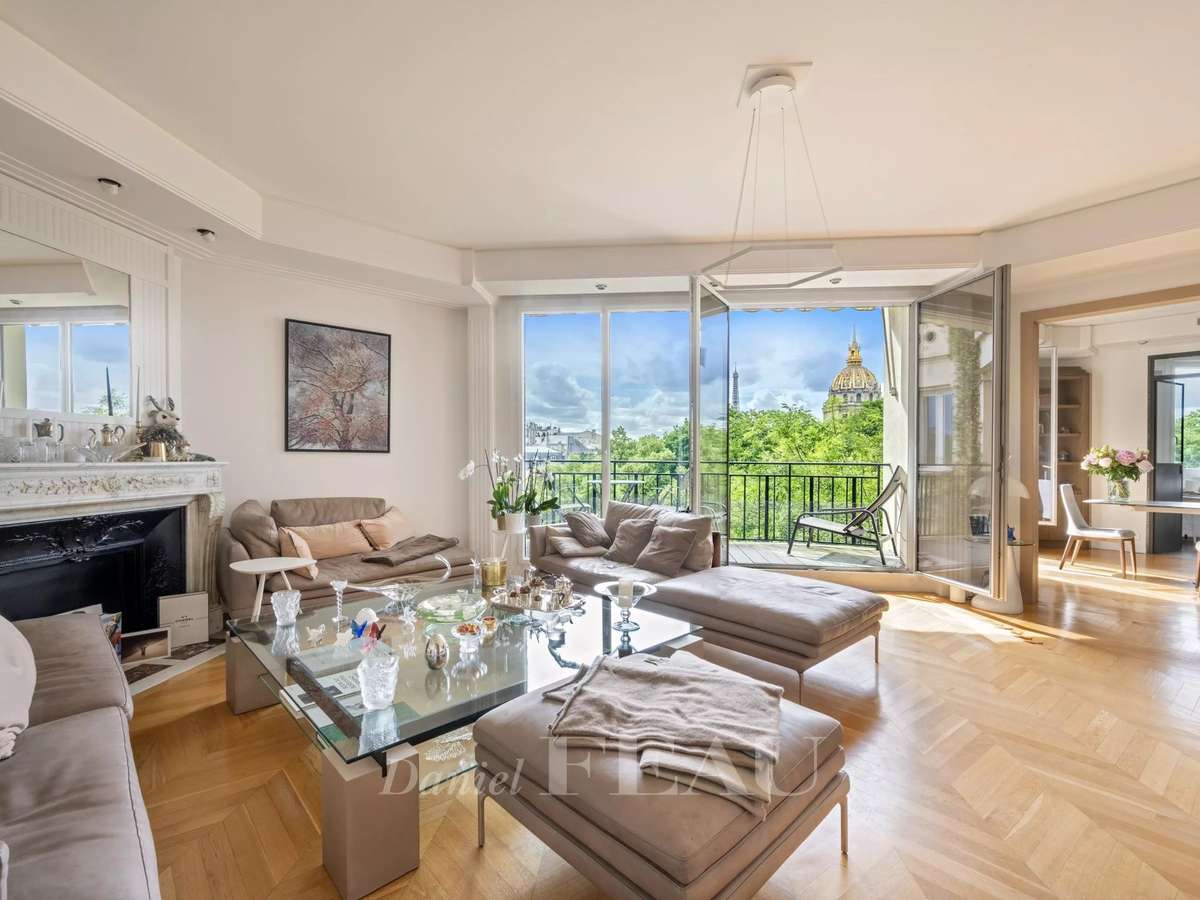 Apartment Paris 7e