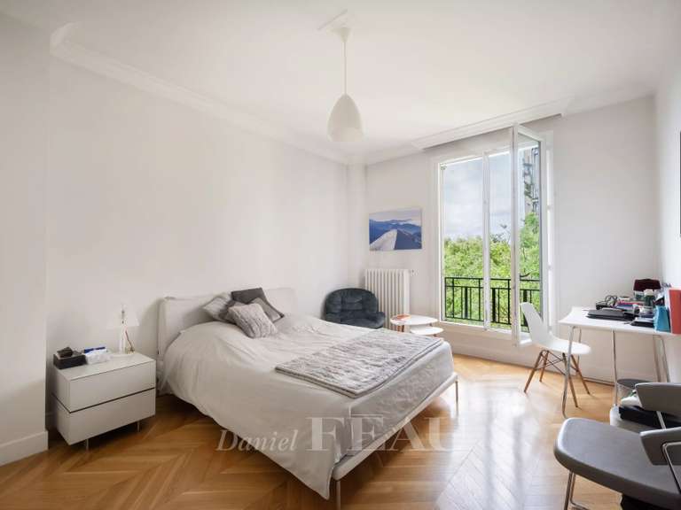 Appartement Paris 7e - 3 chambres - 155m²