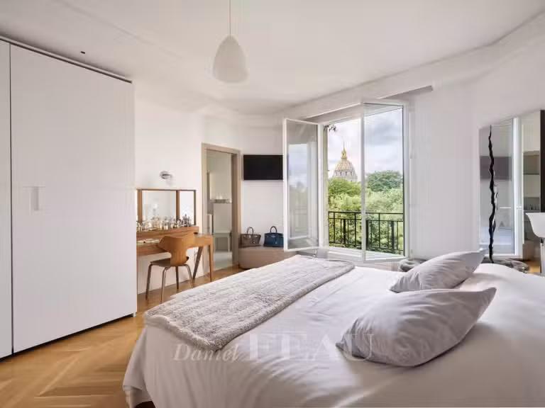 Appartement Paris 7e - 3 chambres - 155m²