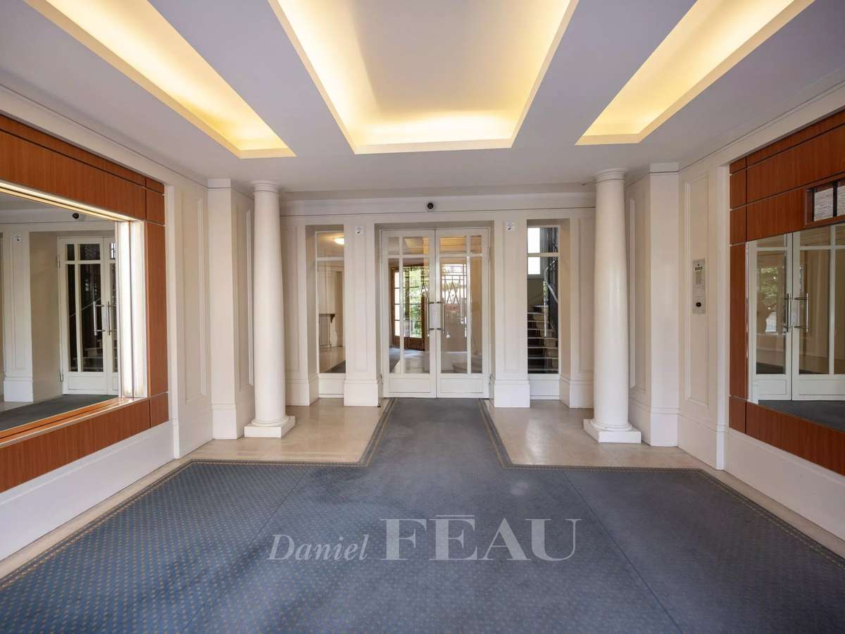Apartment Paris 7e