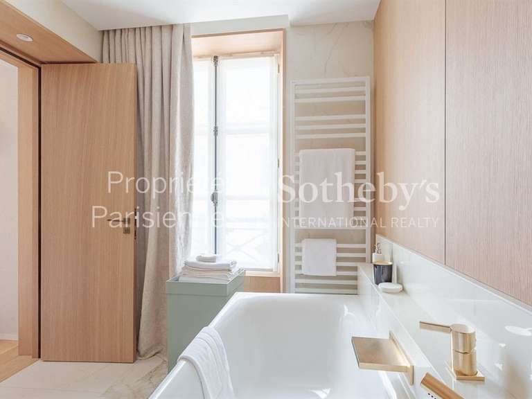 Mansion Paris 7e - 3 bedrooms - 170m²