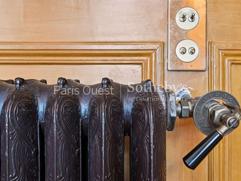 Hôtel particulier Paris 7e - 8 chambres - 718m²