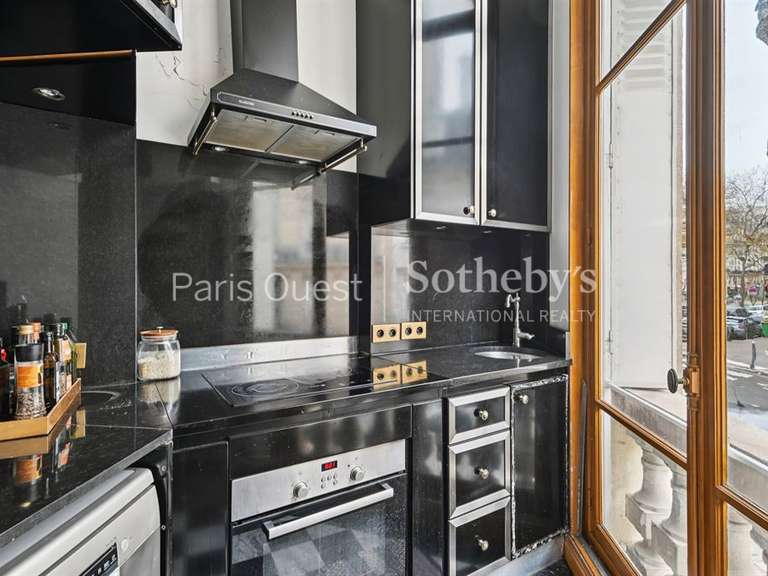 Hôtel particulier Paris 7e - 8 chambres - 718m²