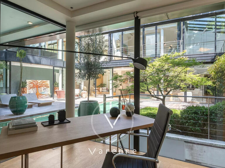 Maison Paris 7e - 15 chambres - 890m²