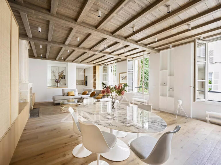 House Paris 7e - 4 bedrooms - 158m²