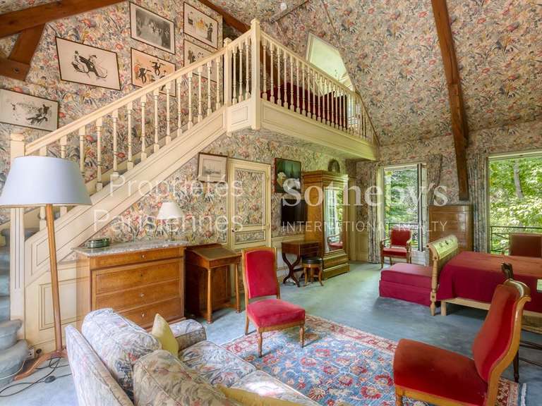 House Paris 7e - 5 bedrooms - 300m²