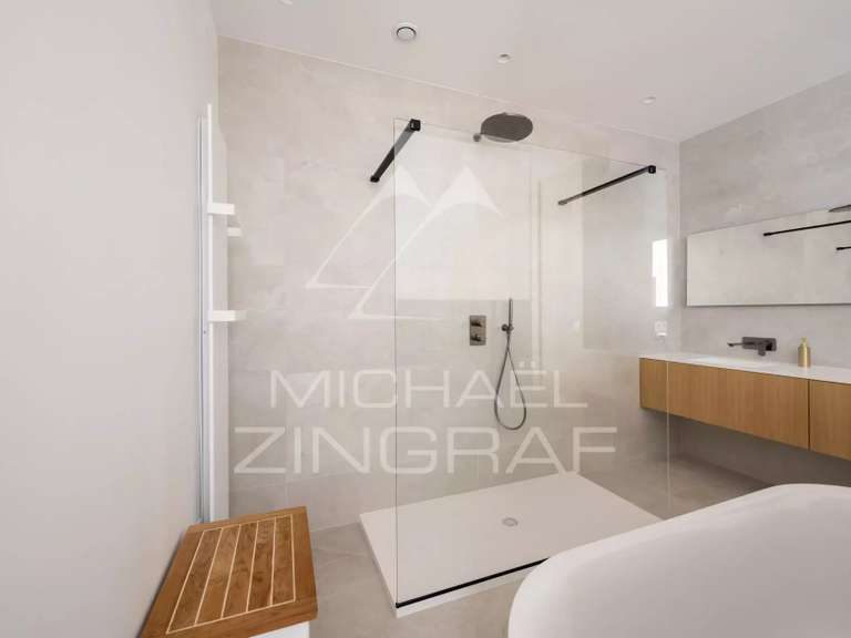 House Paris 7e - 4 bedrooms - 158m²