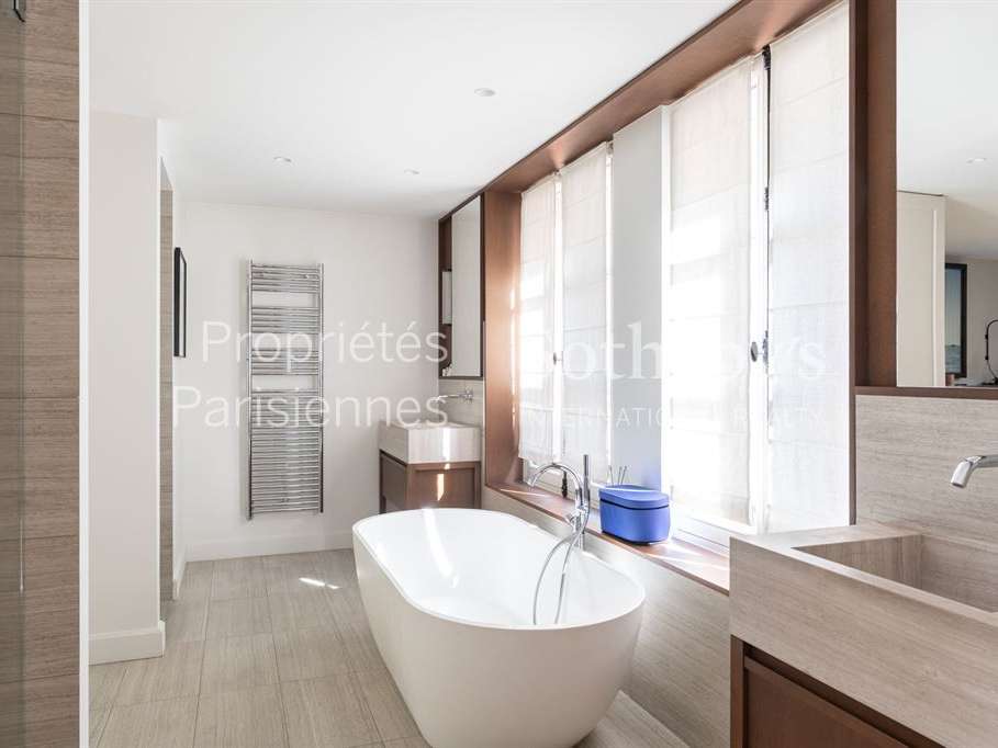 House Paris 7e