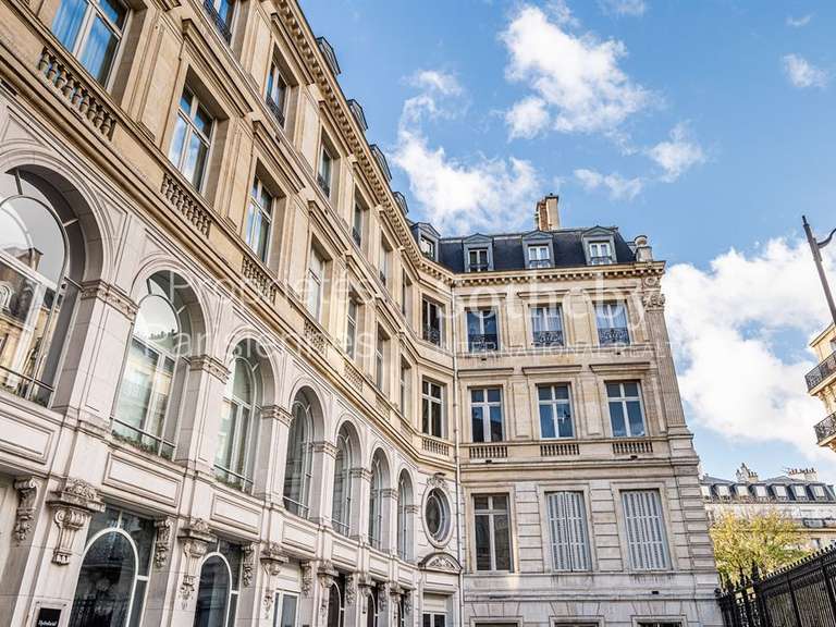 Appartement Paris 8e - 2 chambres - 180m²