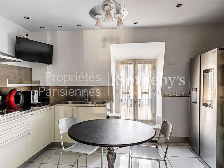 Appartement Paris 8e - 2 chambres - 180m²