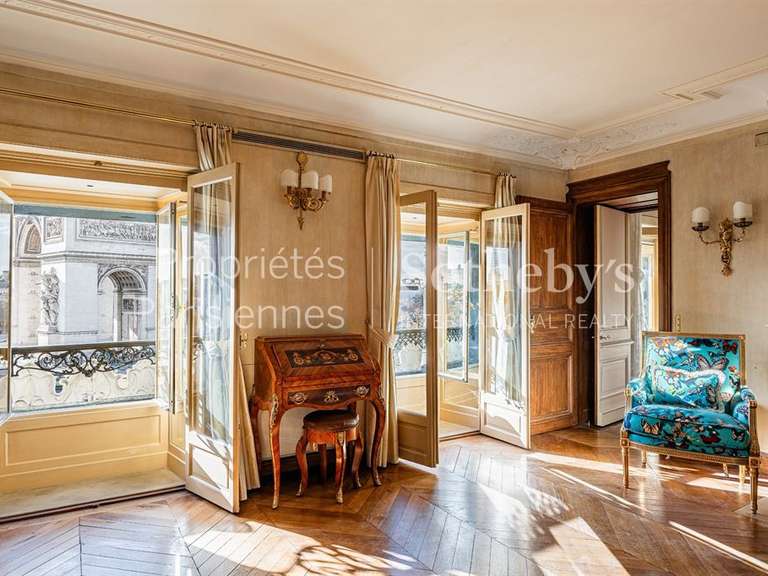 Appartement Paris 8e - 2 chambres - 180m²