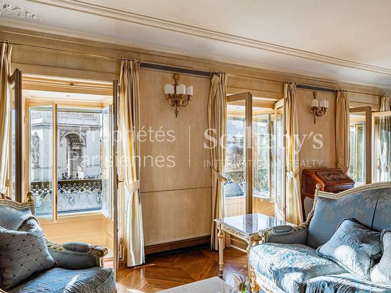 Appartement Paris 8e - 2 chambres - 180m²