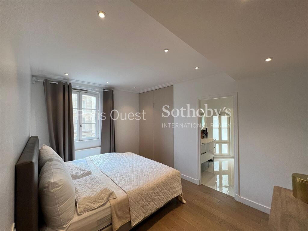 Apartment Paris 8e