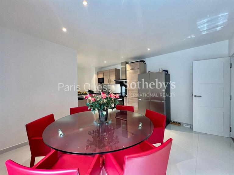 Apartment Paris 8e - 3 bedrooms - 160m²