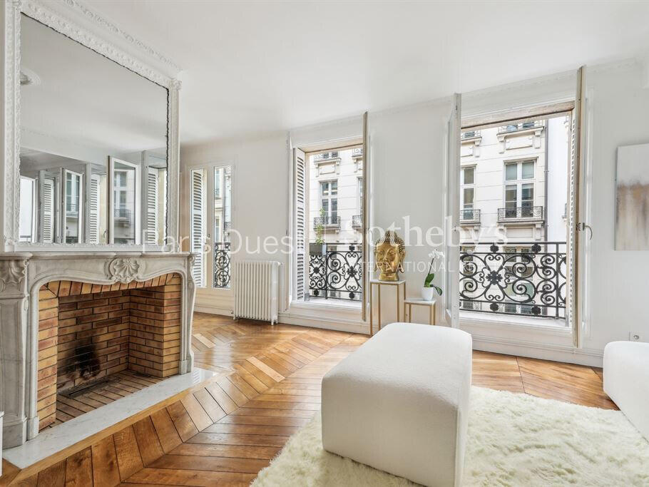 Apartment Paris 8e