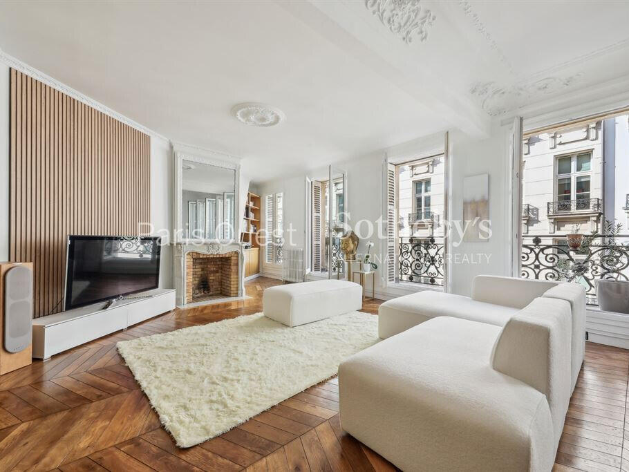 Apartment Paris 8e