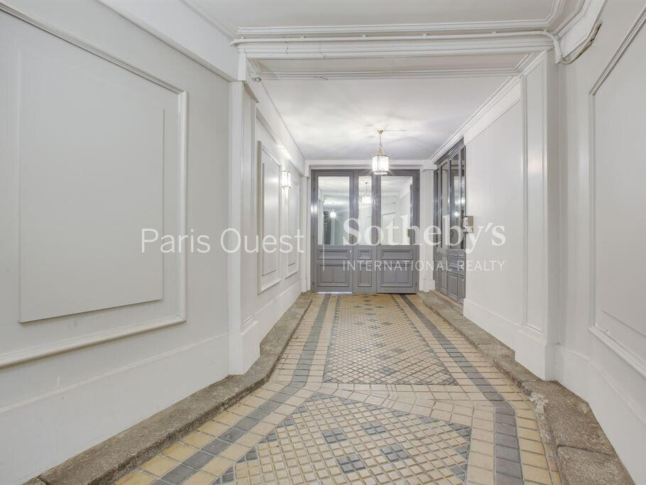 Apartment Paris 8e