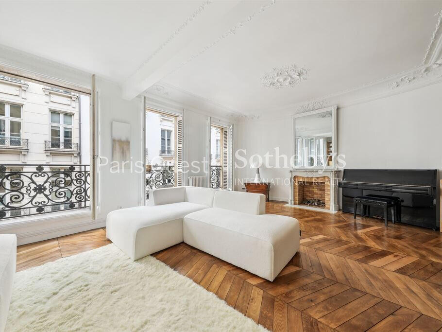 Apartment Paris 8e