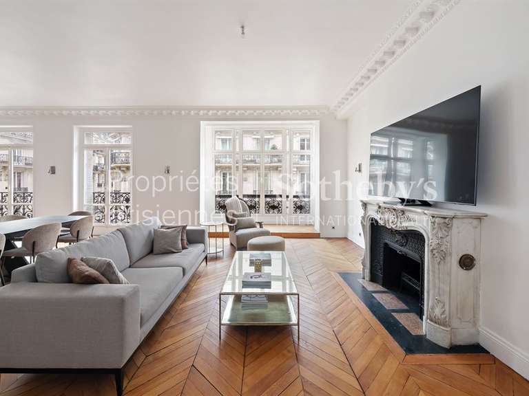 Appartement Paris 8e - 3 chambres - 191m²