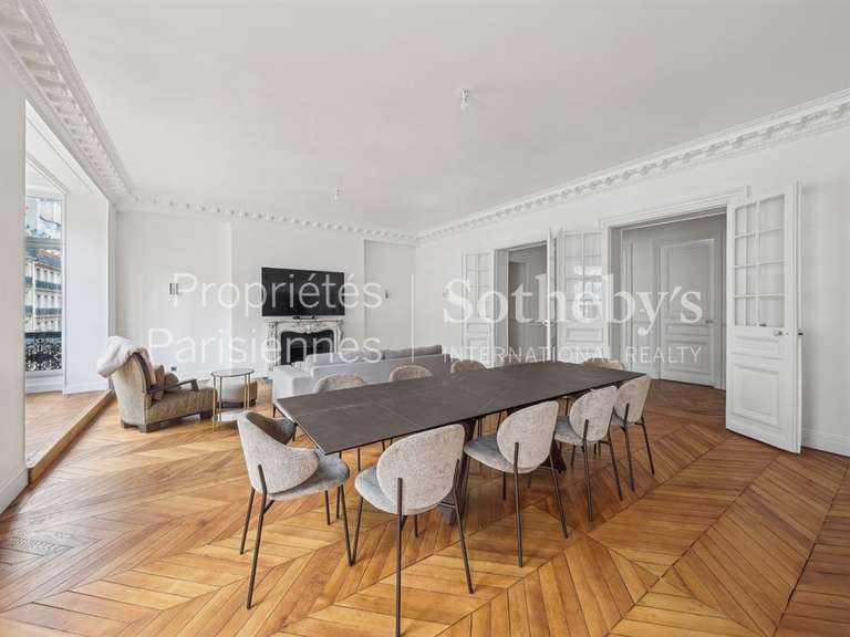 Appartement Paris 8e - 3 chambres - 191m²