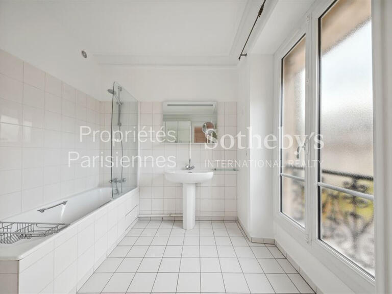 Appartement Paris 8e - 2 chambres - 100m²