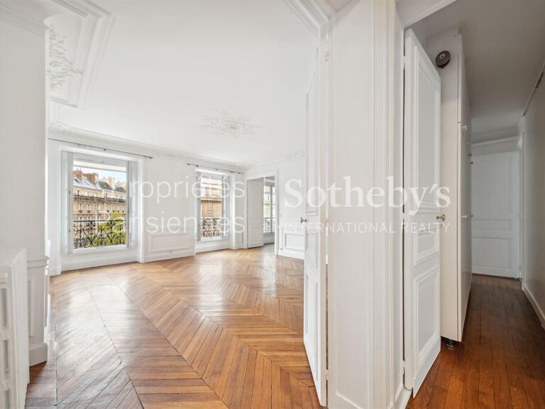 Appartement Paris 8e - 2 chambres - 100m²