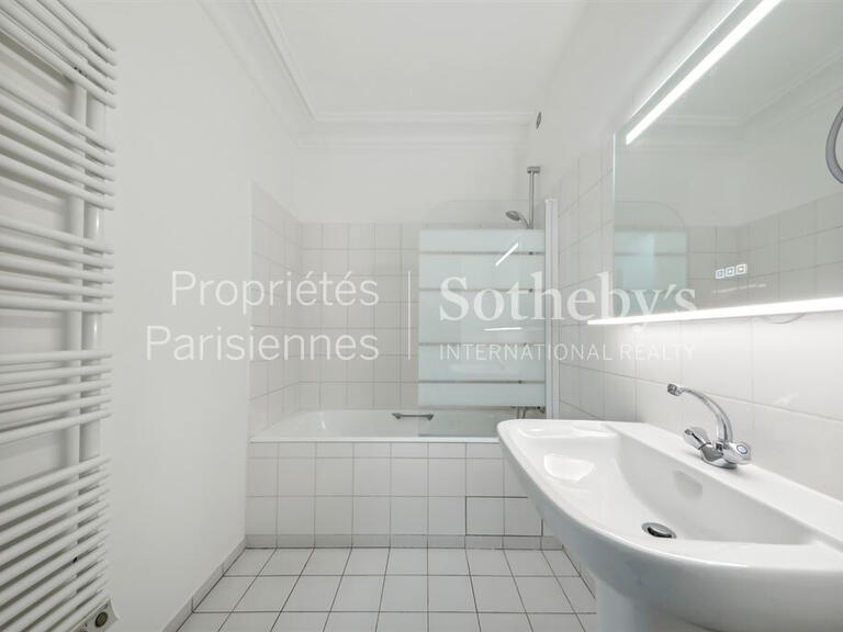 Appartement Paris 8e - 2 chambres - 100m²
