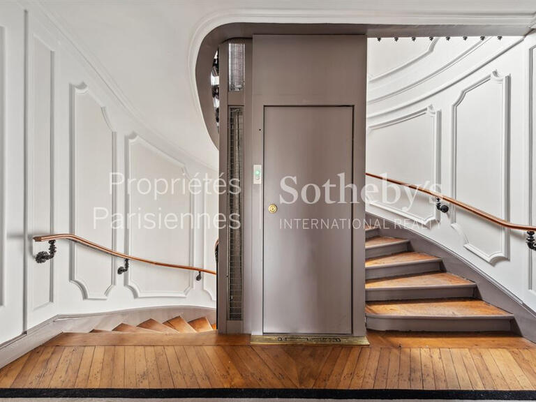 Appartement Paris 8e - 2 chambres - 100m²
