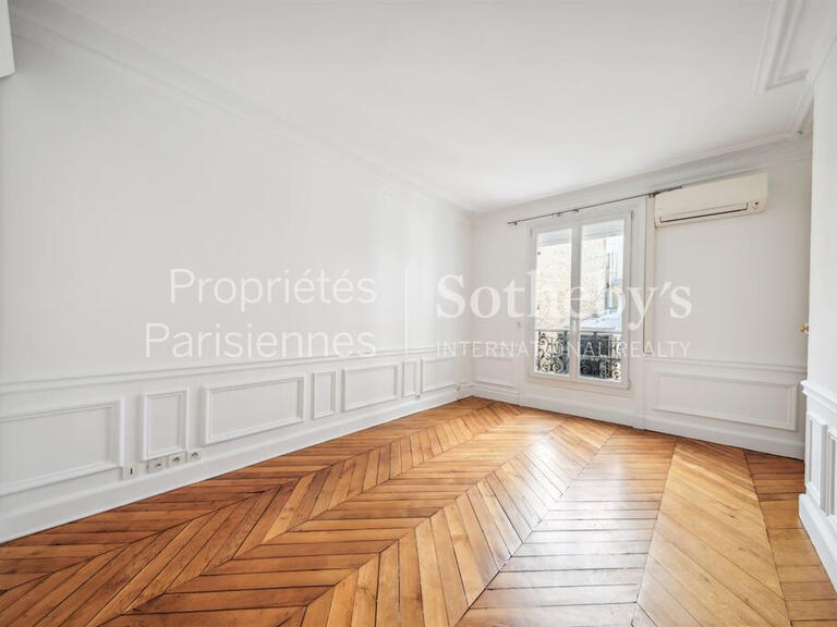 Appartement Paris 8e - 2 chambres - 100m²