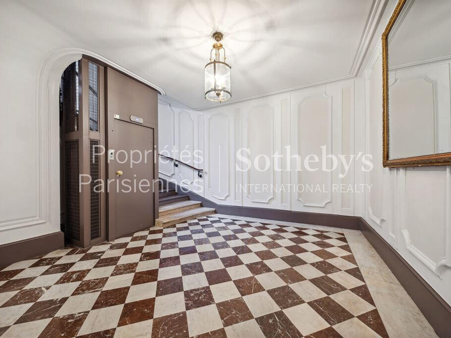 Apartment Paris 8e