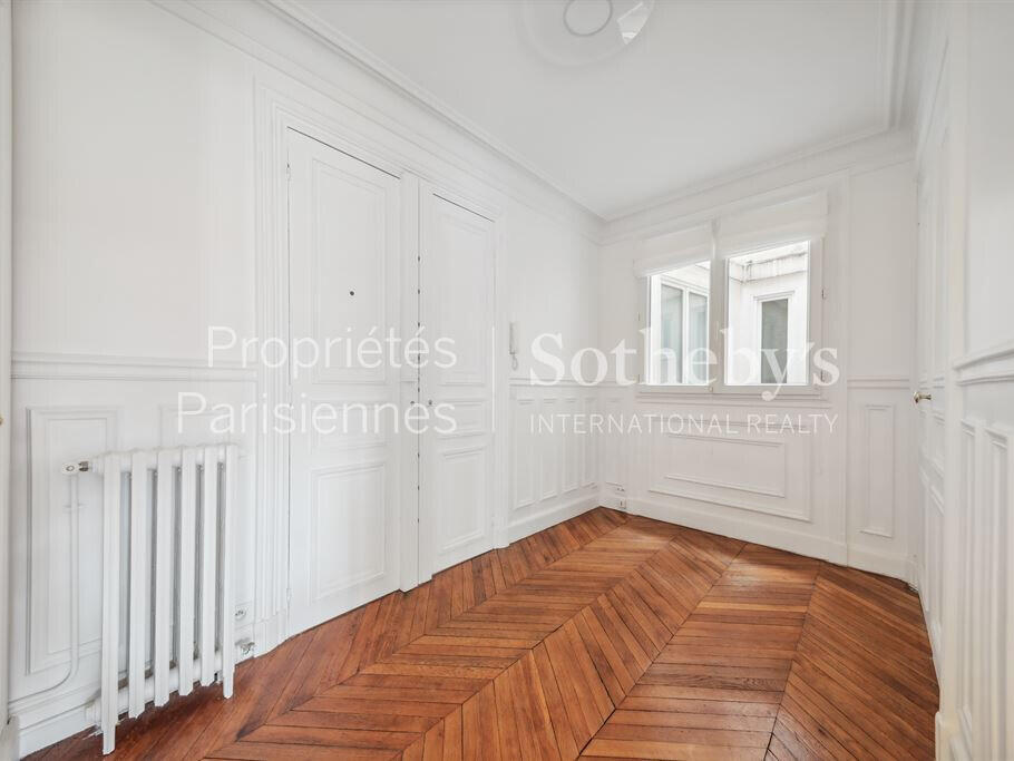 Apartment Paris 8e