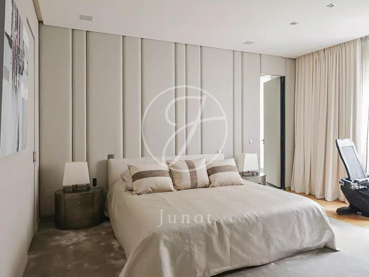 Apartment Paris 8e
