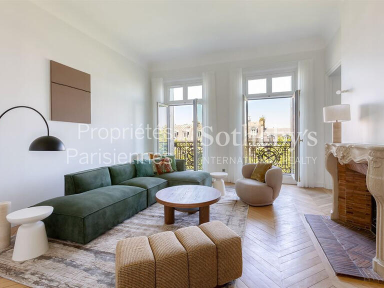 Appartement Paris 8e - 4 chambres - 361m²