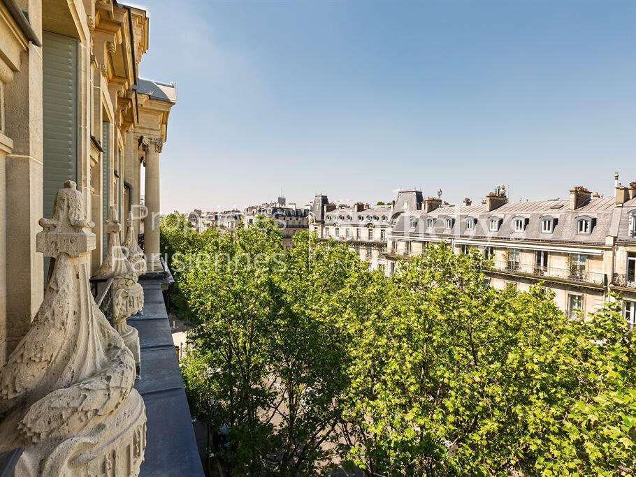 Apartment Paris 8e