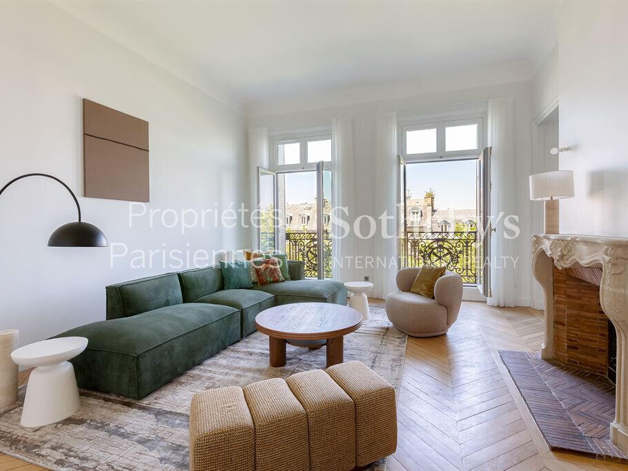 Apartment Paris 8e