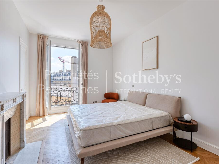 Apartment Paris 8e