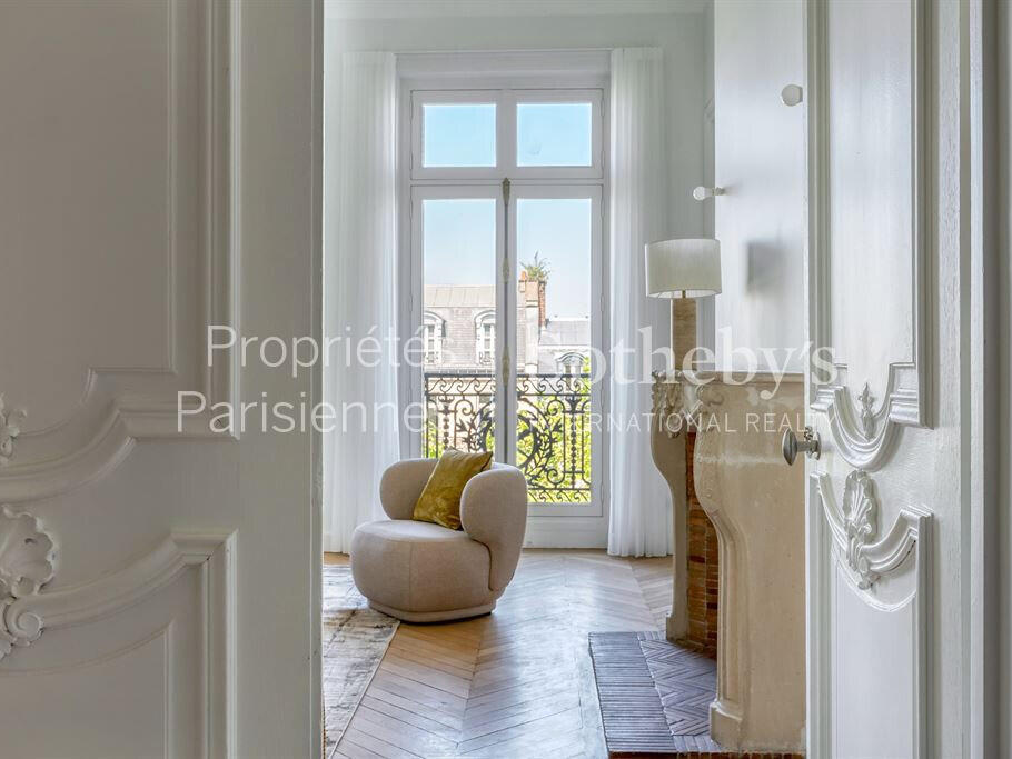 Apartment Paris 8e