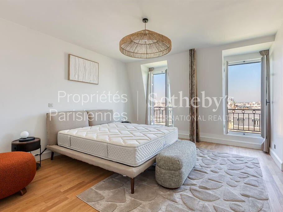 Apartment Paris 8e