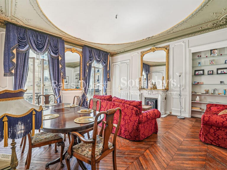 Apartment Paris 8e - 3 bedrooms - 146m²