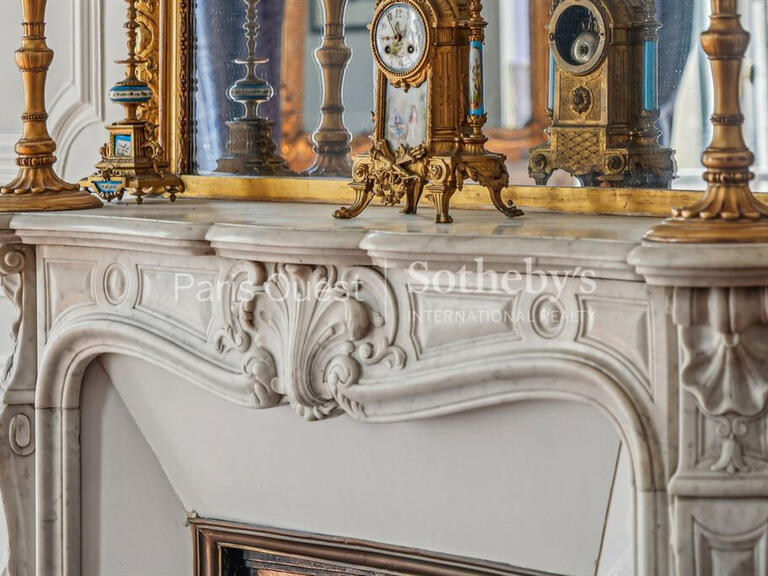 Appartement Paris 8e - 3 chambres - 146m²