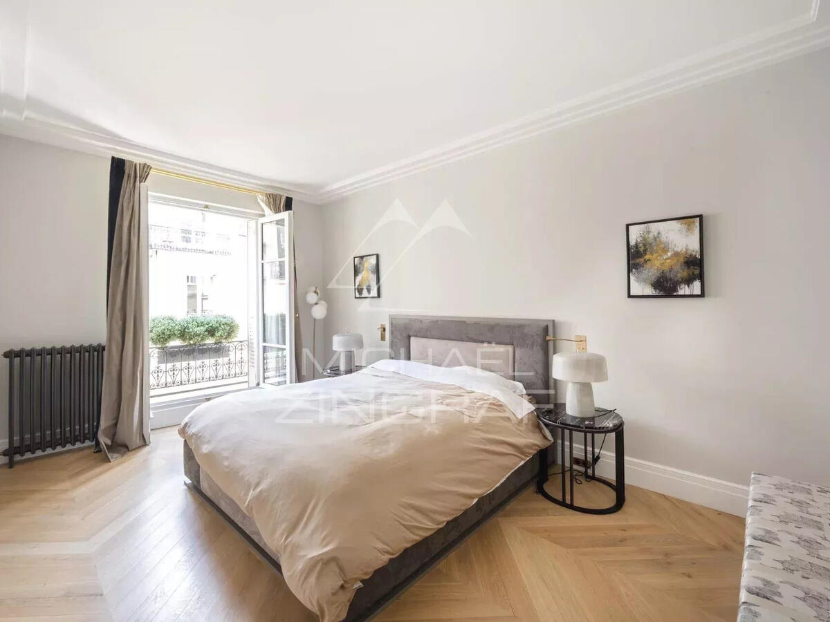 Apartment Paris 8e