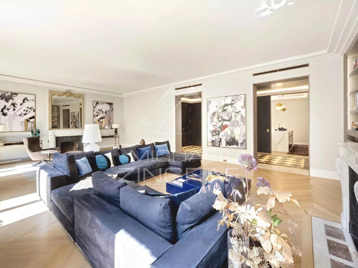 Apartment Paris 8e