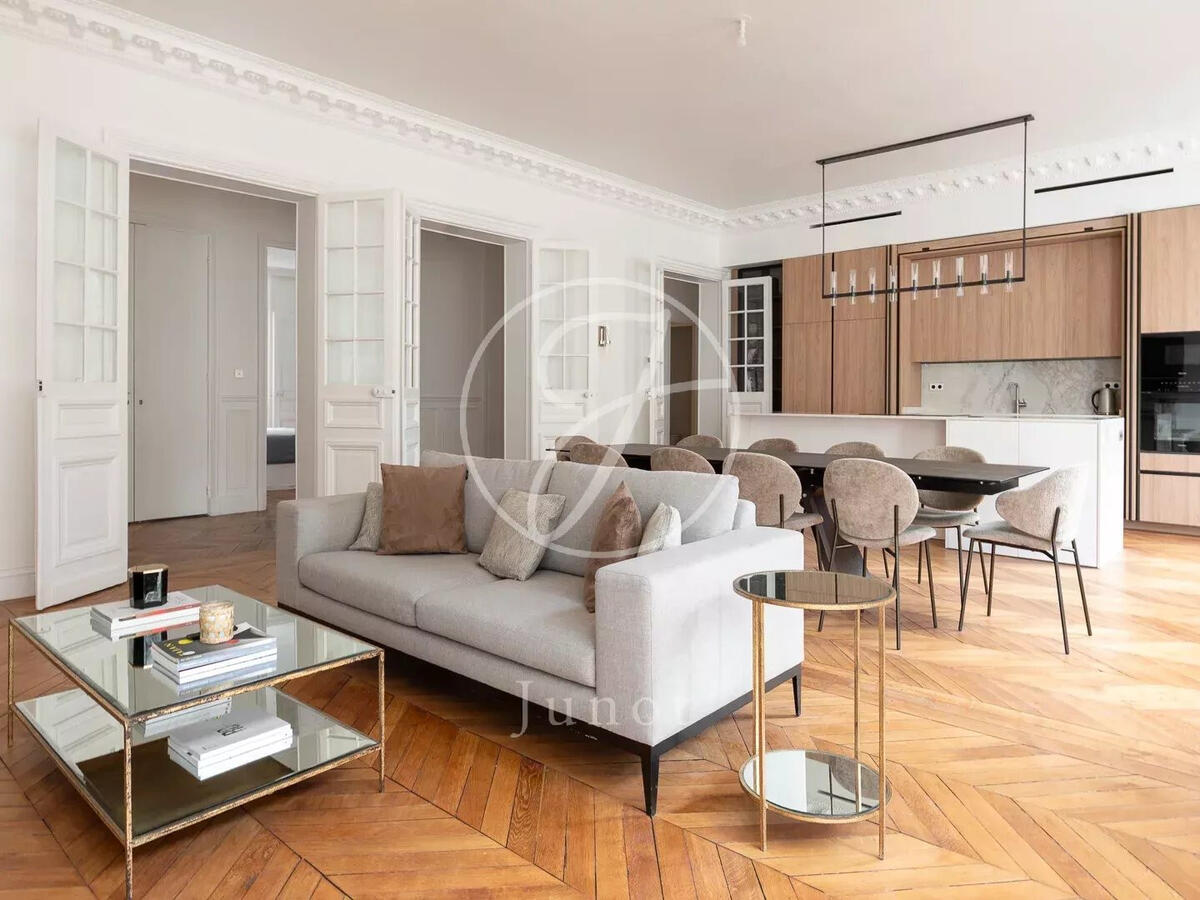 Apartment Paris 8e