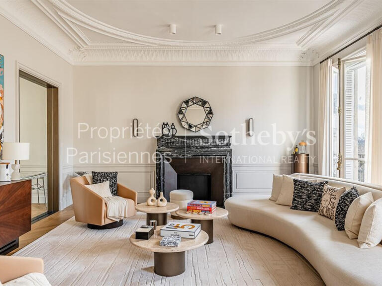Appartement Paris 8e - 3 chambres - 194m²