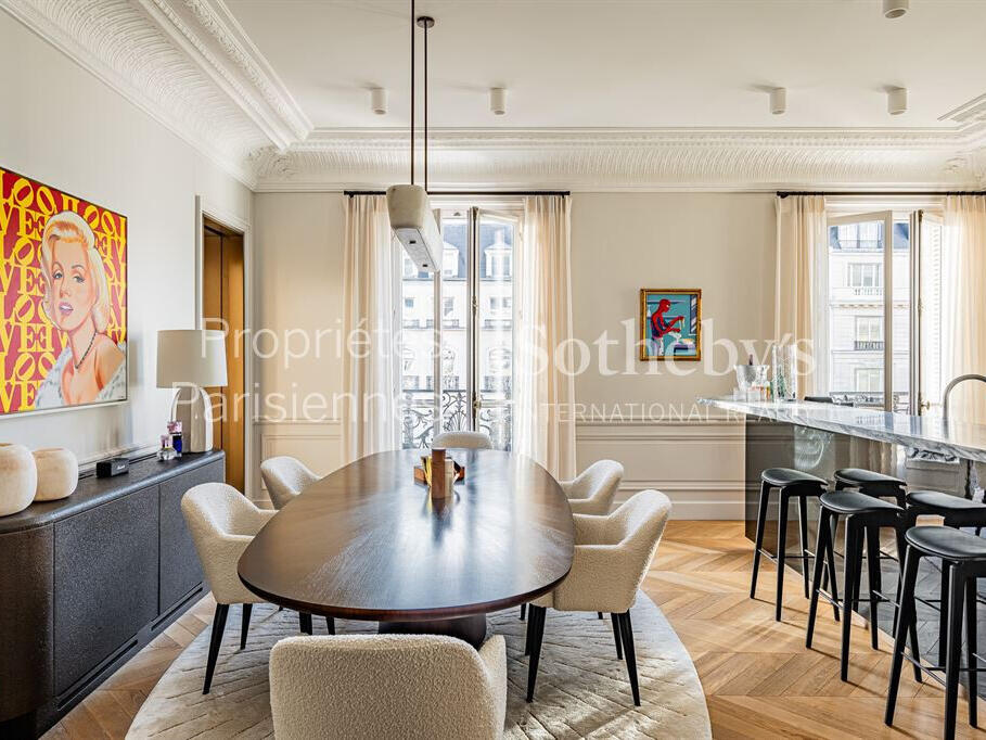 Apartment Paris 8e